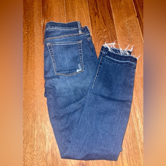 ⭐️Pac sun  25” ankle jeggings dark blue with rips like new - Picture 6 of 7